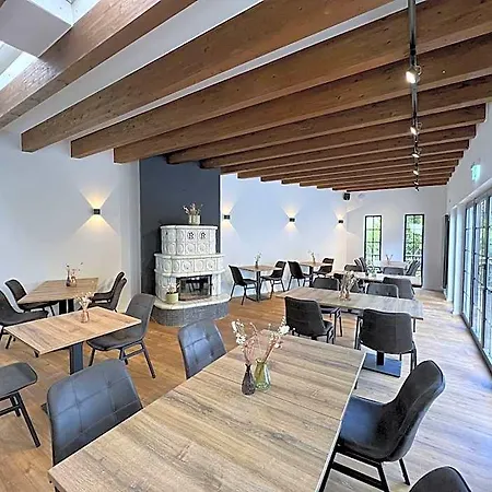 ホテル Haus Kuckenberg 3*